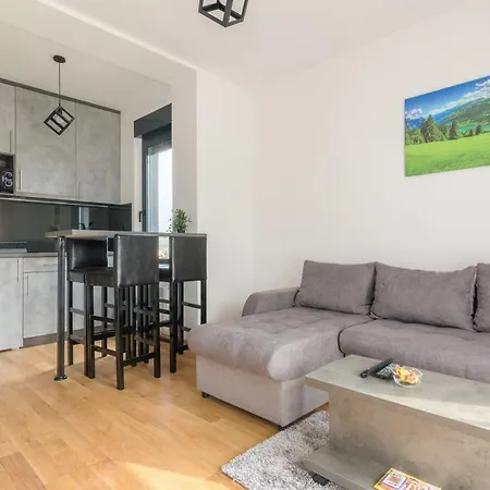 Zlatiborske Zore Apartment